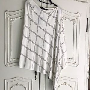 NWT Plus size XL white & silver rhinestone shrug  poncho sweater lux Vila Milano